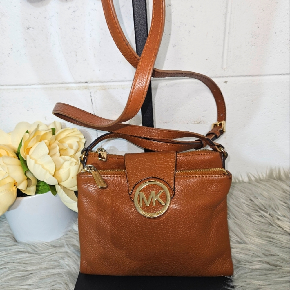 Authentic Michael Kors Ctossbody